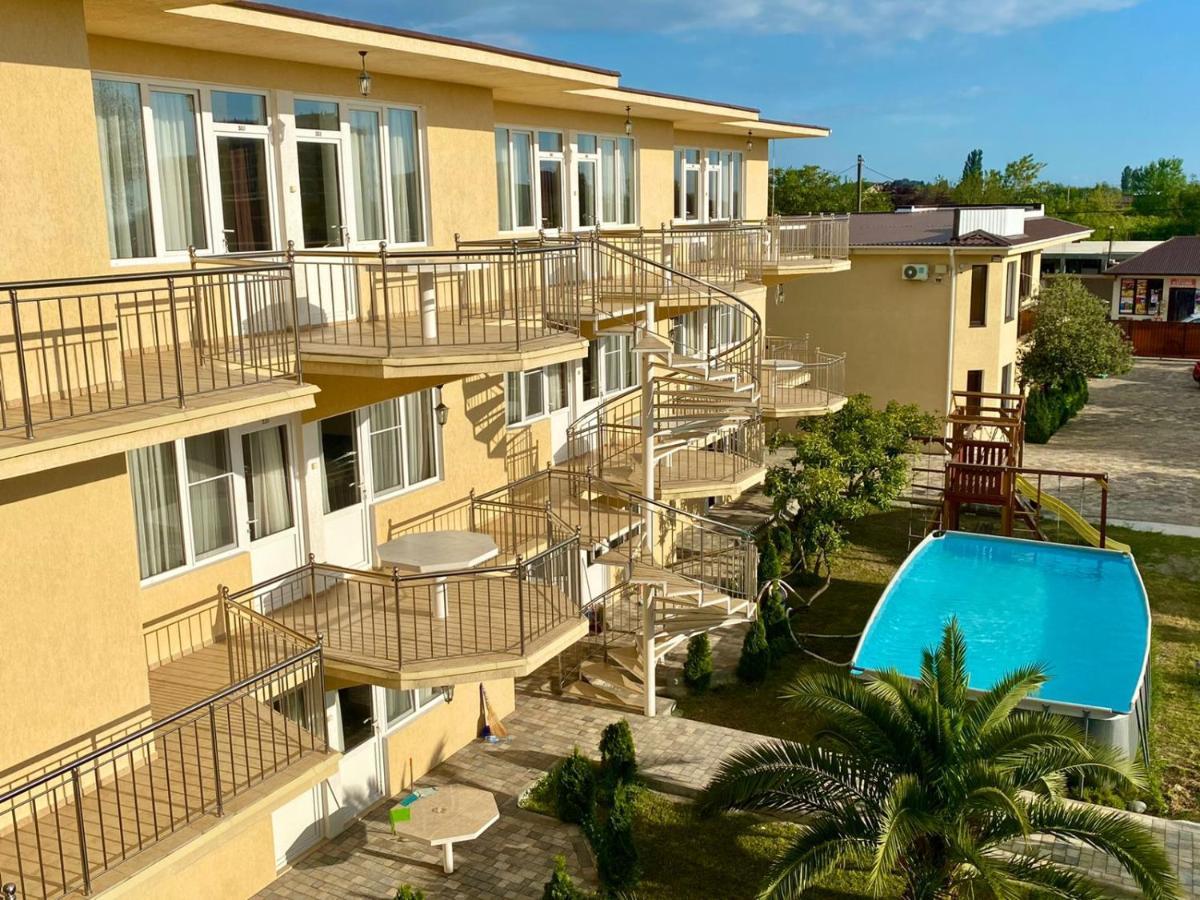 Mini Hotel Diva Алахадзы Экстерьер фото